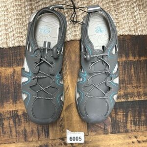 Athletic works size 7 bungee laces rugged outsoles new